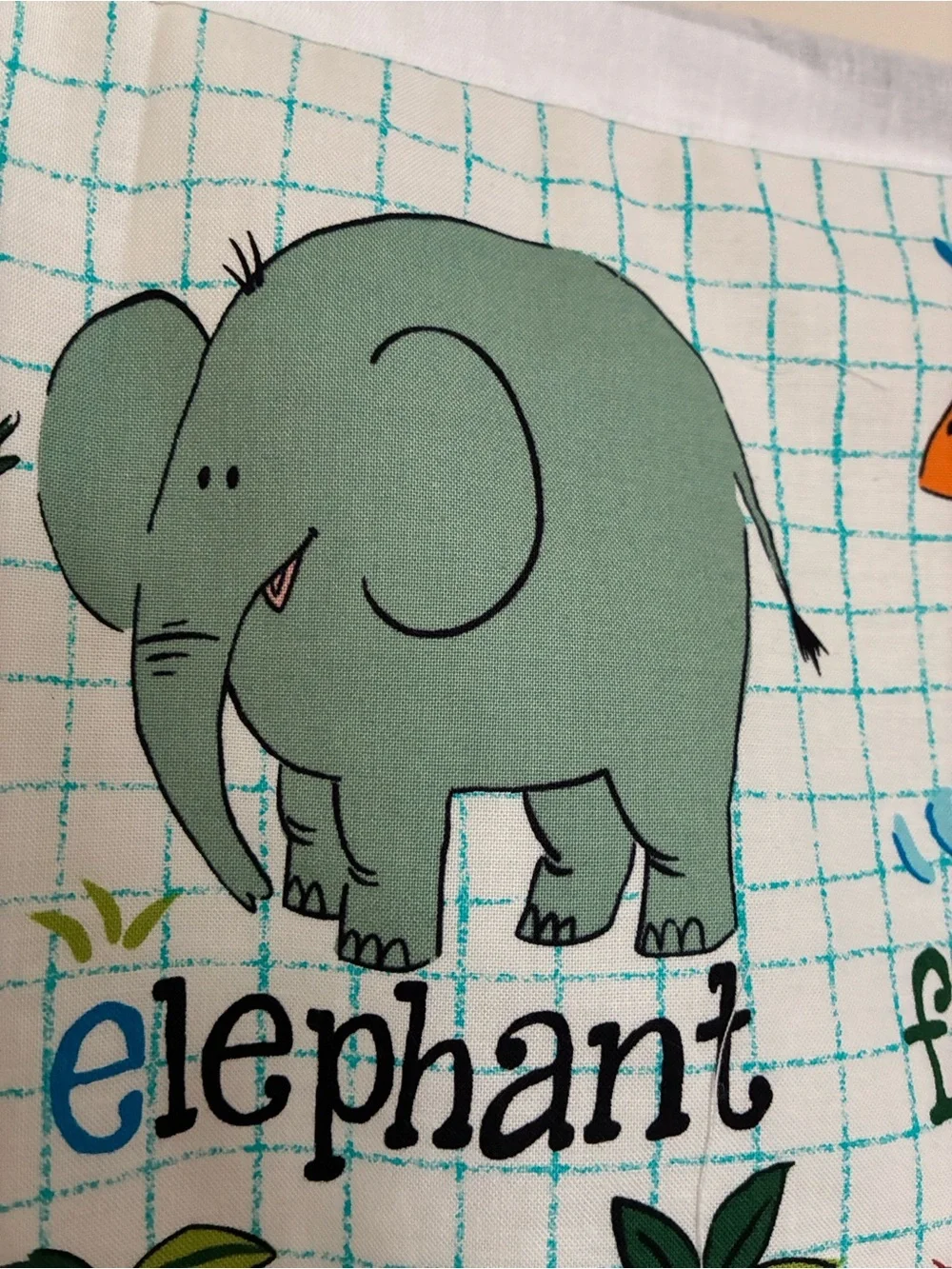 ABC ANIMALS FABRIC CHART